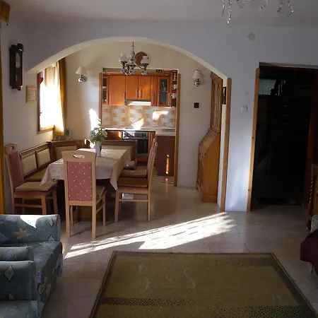 4-Bedroom Holiday Home In Balatonboglar/Balaton 18221 別荘 *