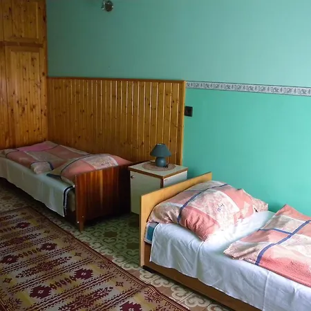 別荘 4-Bedroom Holiday Home In Balatonboglar/Balaton 18221
